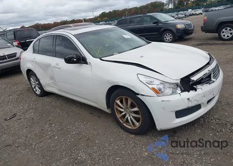 2009 Infiniti G37X из США, поврежденный, VIN JNKCV61F89M054610